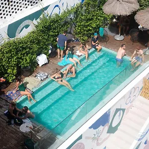 Hostel Selina Secret Garden, Lissabon